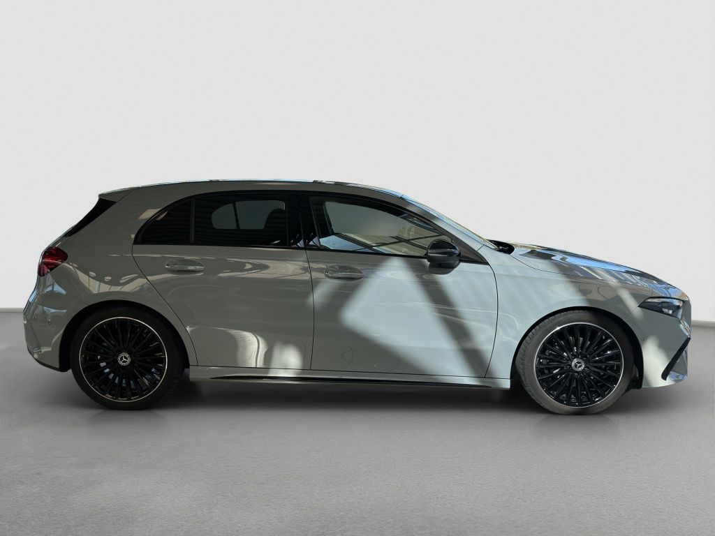 Fahrzeugabbildung Mercedes-Benz A 200 AMG Line*Night Paket*Kamera*KEYLESS-GO