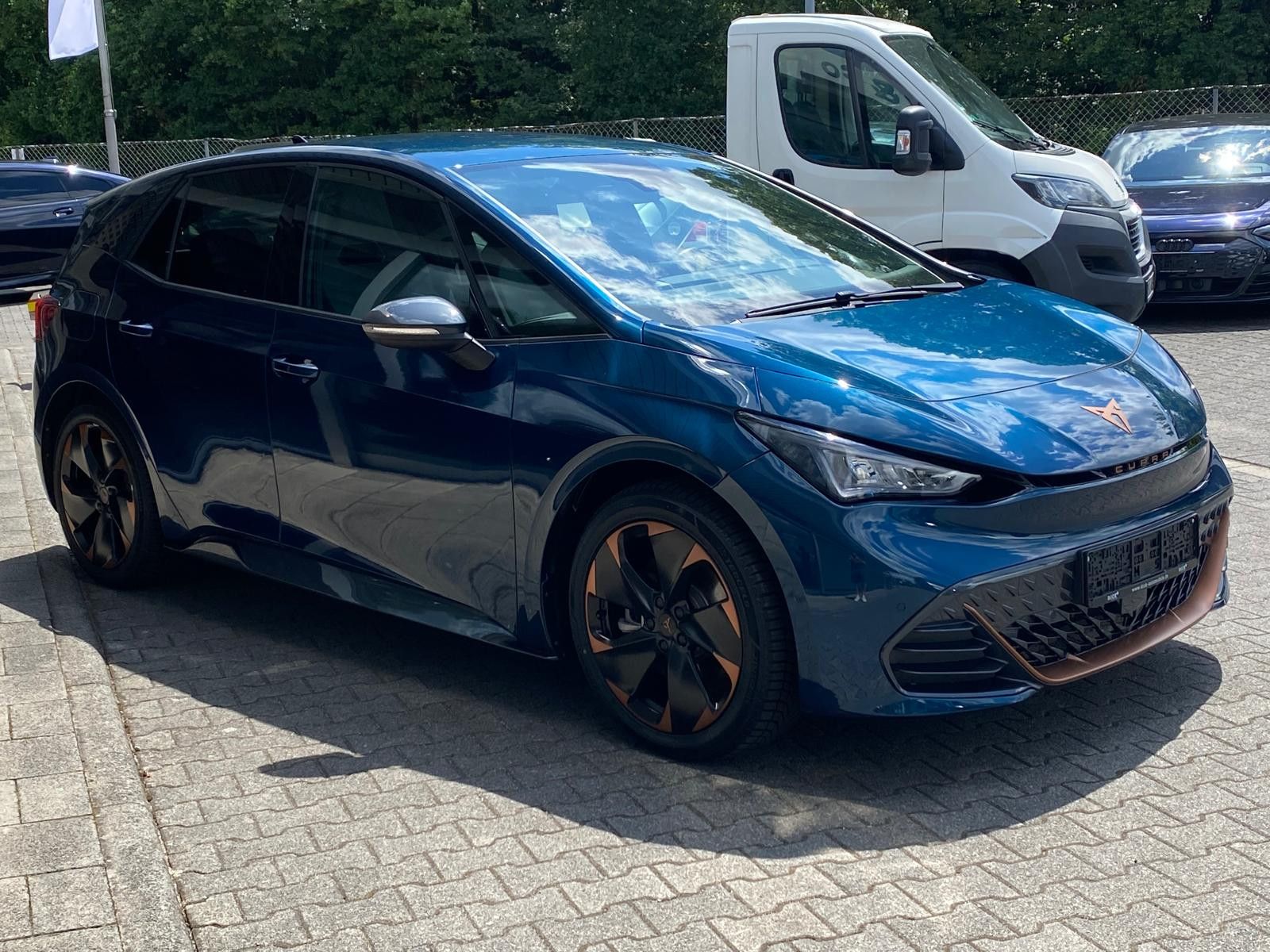 Cupra Born Edit Dynamic LED+NAVI+SHZ+KAM+MASS+ACC+DAB+ imagem 3