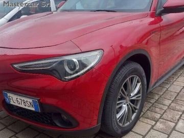 Alfa-Romeo Stelvio - 2