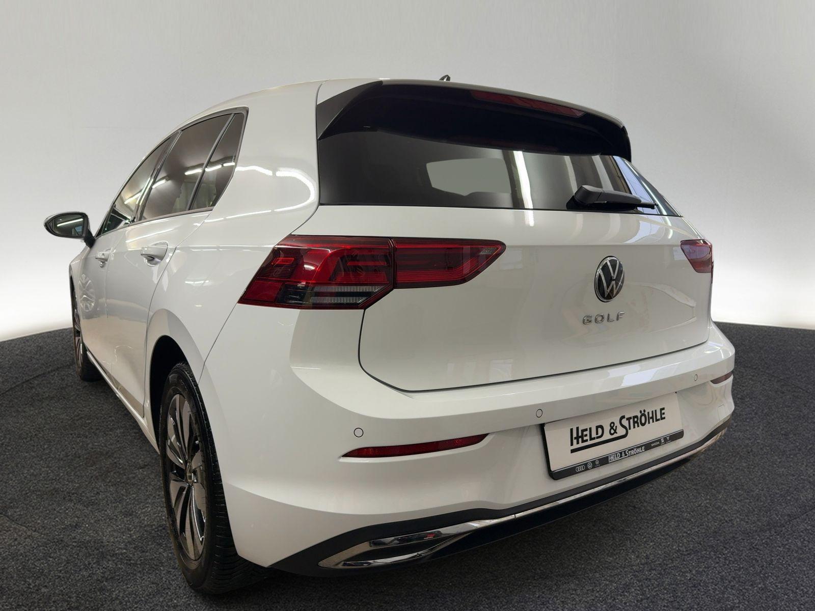 Volkswagen Golf 8 Move 1.0 TSI LED PDC SHZ APP NAV-VORB.