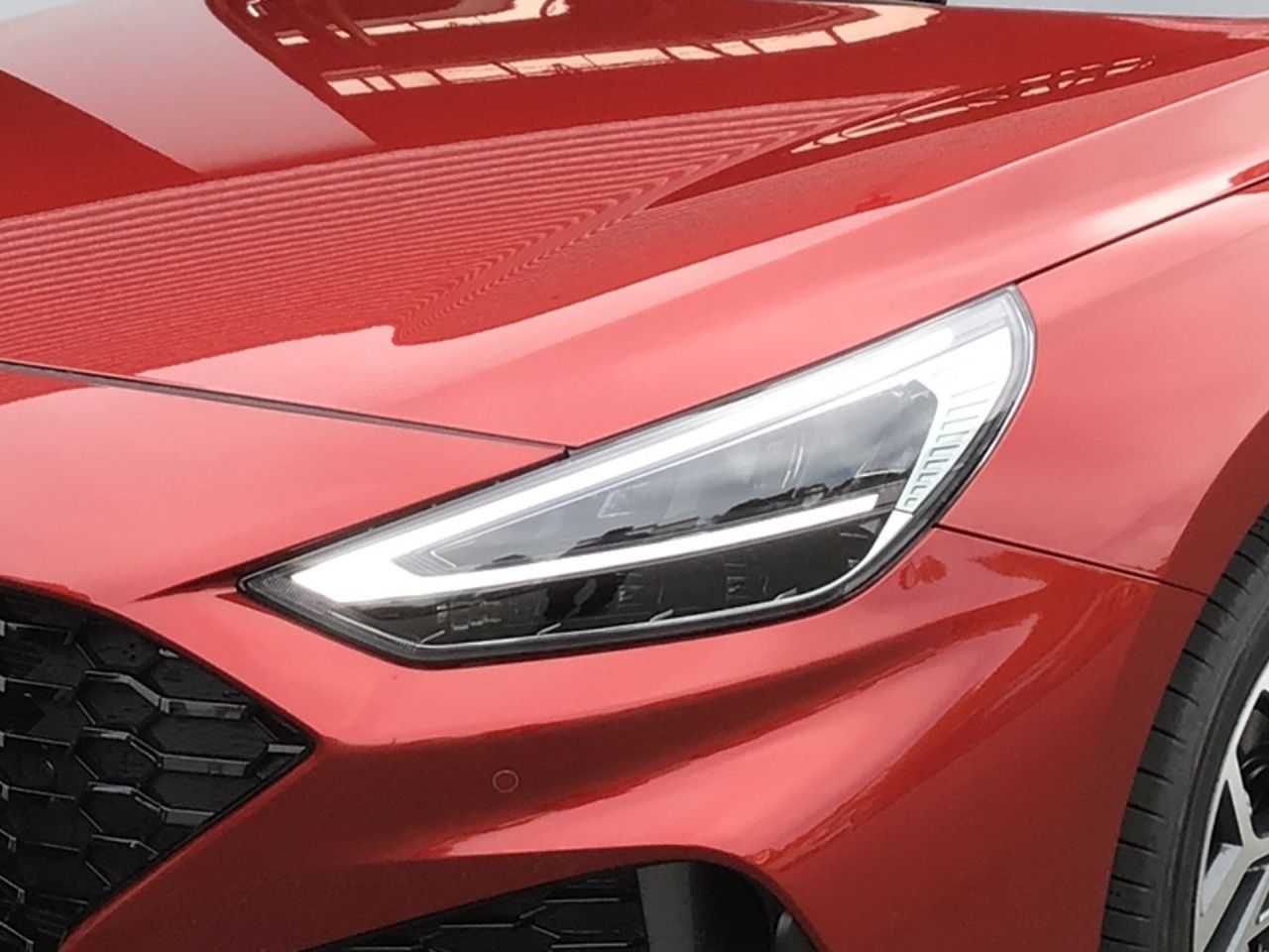 Fahrzeugabbildung Hyundai i30 N-LINE AUT DynLicht Kam. KeyLess KlimaA LED