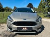 Ford Focus Titanium*Sport*Automatik*18"*Winterpaket* - Ford Focus mit Benzin-Antrieb: Limousine, Automatik
