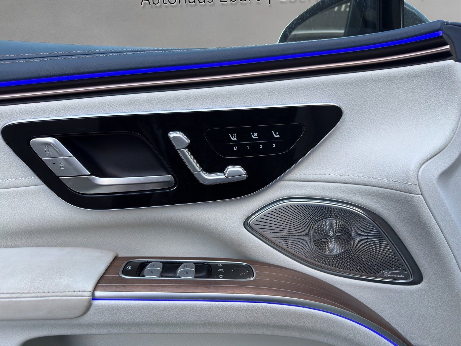 Fahrzeugabbildung Mercedes-Benz EQS580 SUV AMG BusinesClass 7-Sitz ExclusivNappa