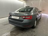Skoda Superb 2.0 TDI Ambition Limousine, 5-türig, 6-Ga - Skoda mit Diesel-Antrieb: Limousine