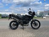 Triumph TIGER 800 XC v. Zubehör  - TRIUMPH TIGER 800 XC