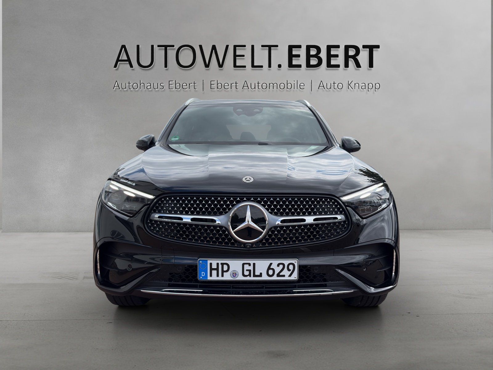 Fahrzeugabbildung Mercedes-Benz GLC 220 d 4M AMG-Line Pano AHK Burm Distr 360°
