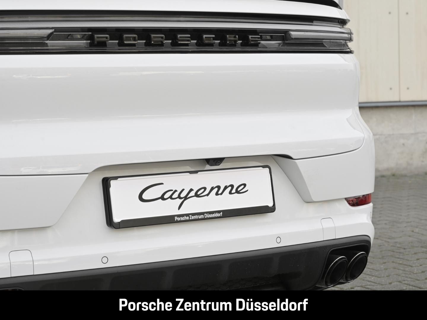 Porsche Cayenne E-Hybrid Coupe Surround-View Head-Up