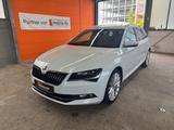 Skoda Superb Combi 2.0 TDI Style DSG Navi LED - Skoda Superb aus 2016 mit Diesel-Antrieb: Kombi