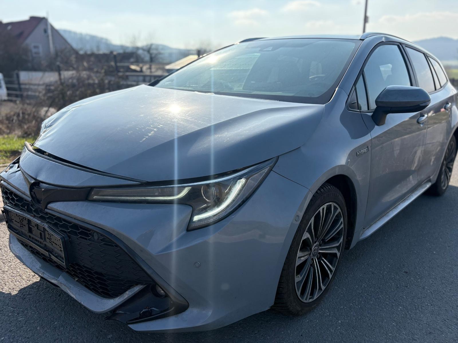 Toyota Corolla 2,0 Hybrid Team Deutsch Touring Sports