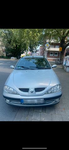 Renault Megane 1,6 Benzin Tuv bis 03.2025