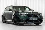 BMW M5 Touring Oxford Green Akrapovič PPF B&W Pano A - BMW M5: Grün