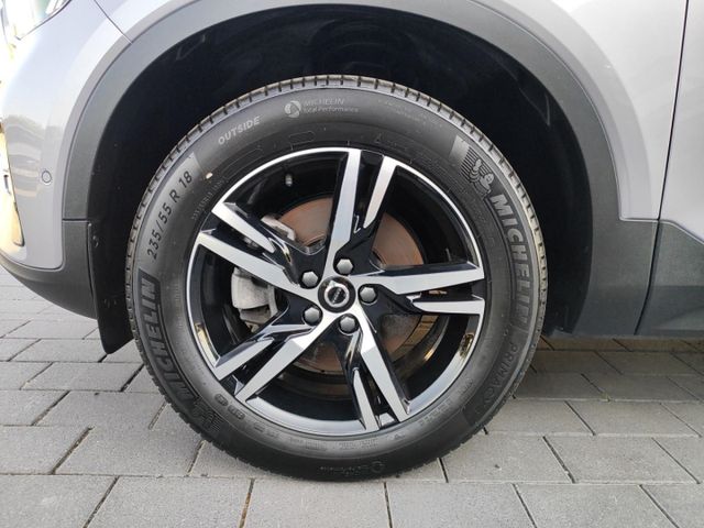 VOLVO XC 40 (Bild 11 von Array)