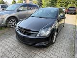 Opel Astra H GTC Innovation,OPC - Opel Astra aus 2009: Gtc