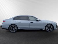 BMW 740 - Vorschau Bild 2