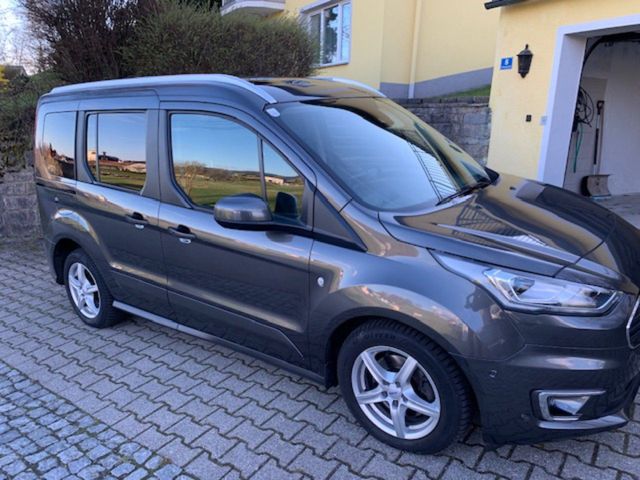 Ford Tourneo Connect Titanium TDCi L1 Aut.