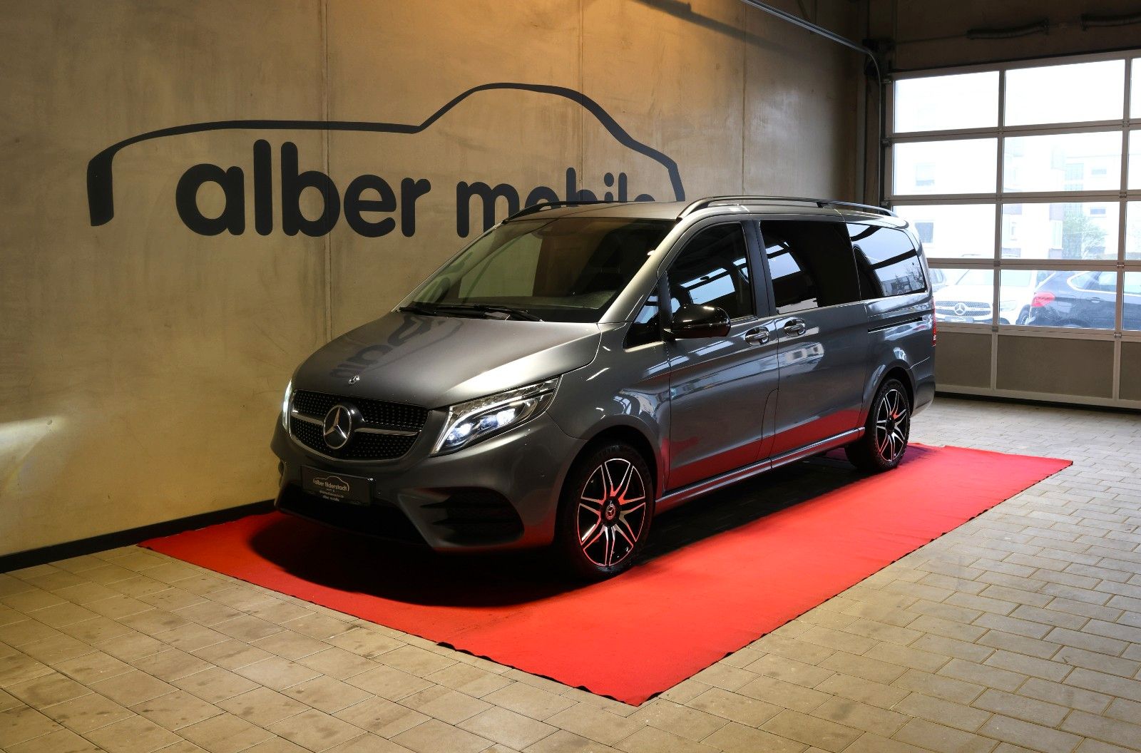 MERCEDES-BENZ V 300 d 4M AMG 360° Pano Totw Lang Edition AHK