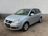 Volkswagen Polo IV United 1.4*Autom*Sitzh.*PDC*AC*TüV - Volkswagen Polo: Iv