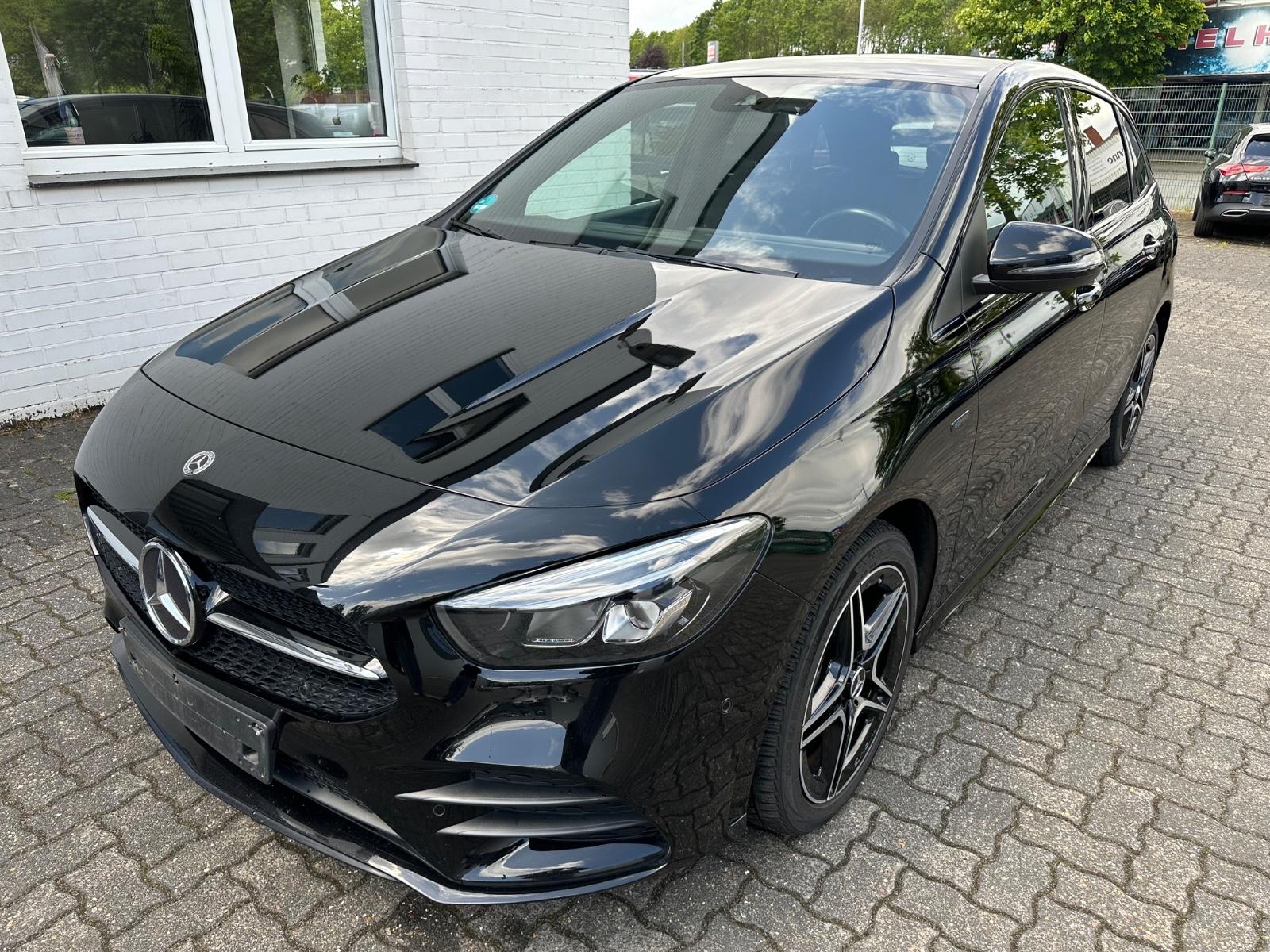 Mercedes-Benz B 250 e DCT AMG Line Night LED Navi Ambiente