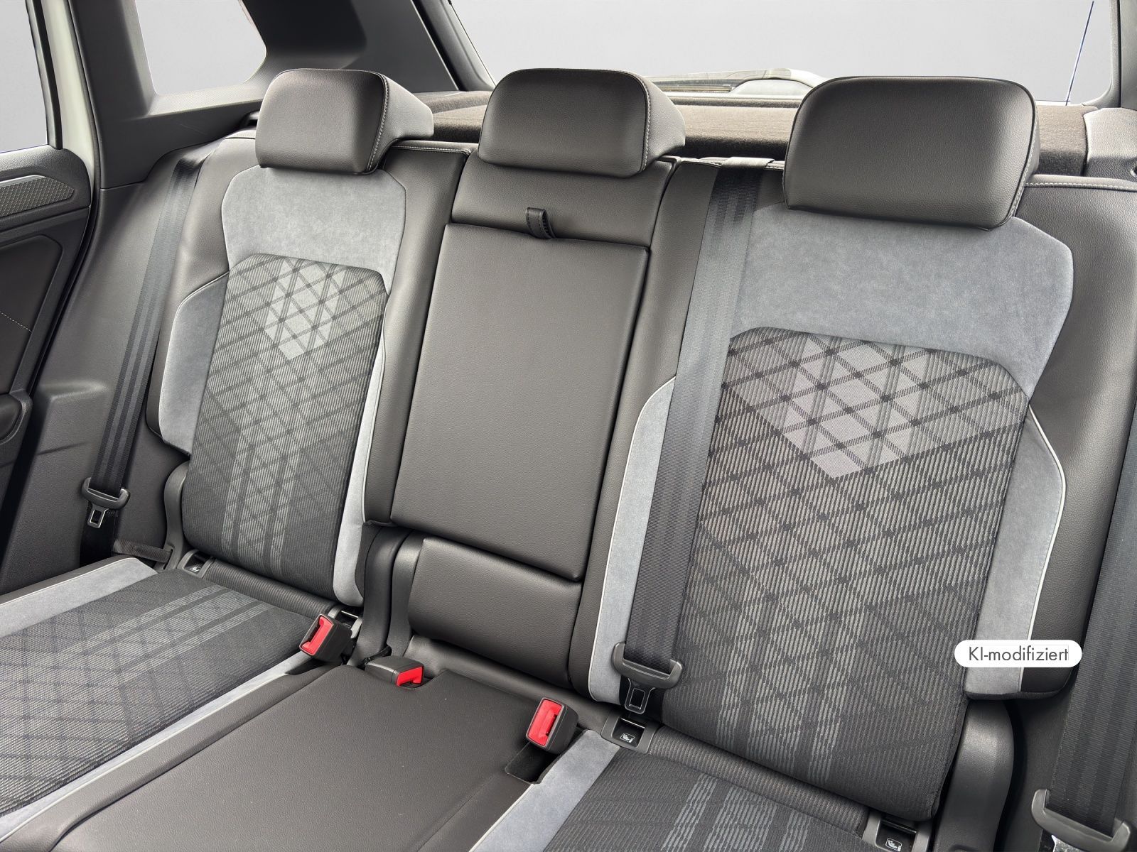 Volkswagen Tiguan - Bild 16