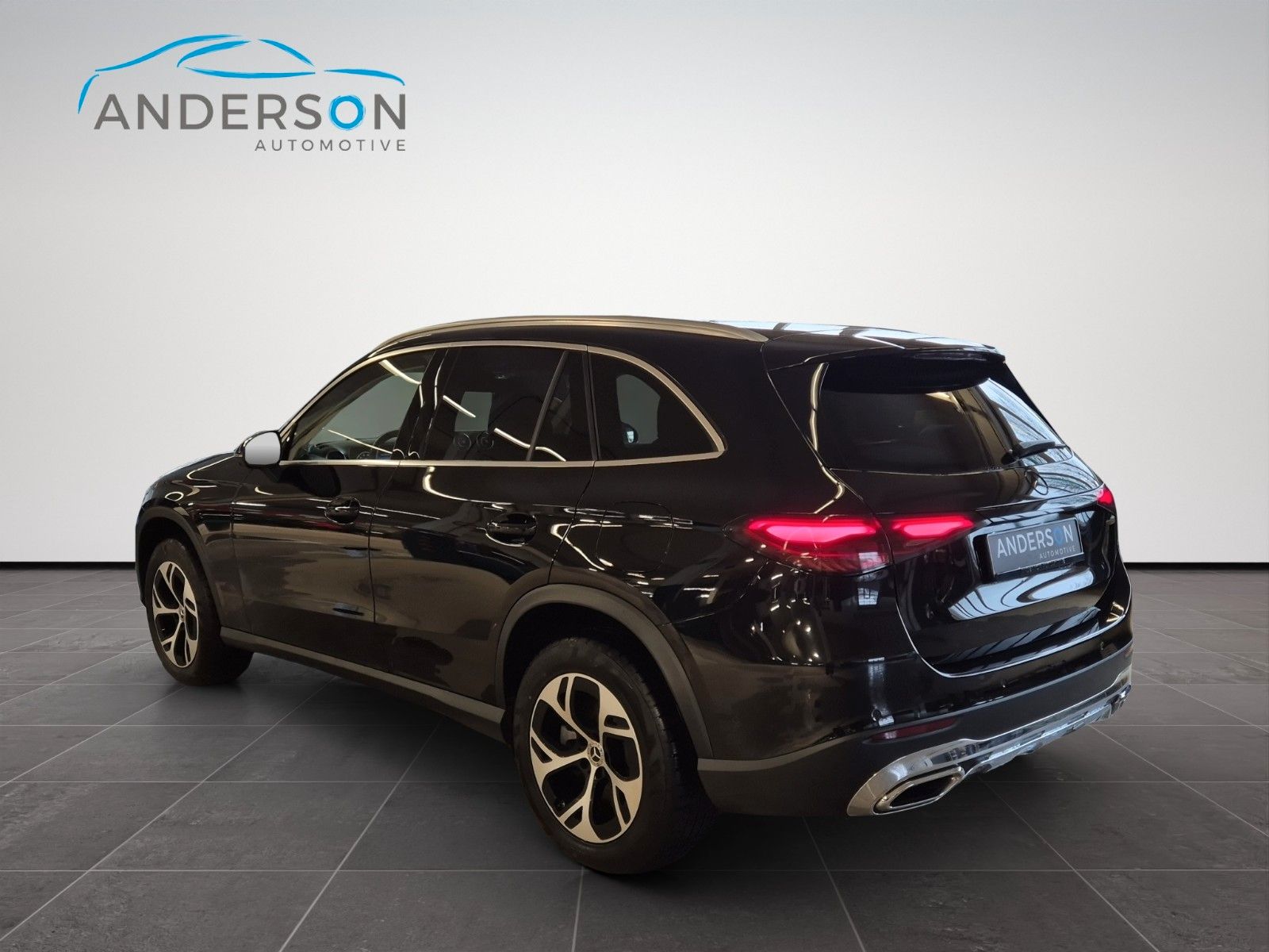 Fahrzeugabbildung Mercedes-Benz GLC300E 4MATIC 360° PANO DIG LIGHT AHK