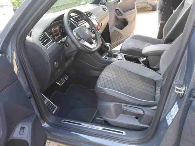 Tiguan 2.0 TDI DSG 4M R-LINE BLACKSTYLE MTX+PANO
