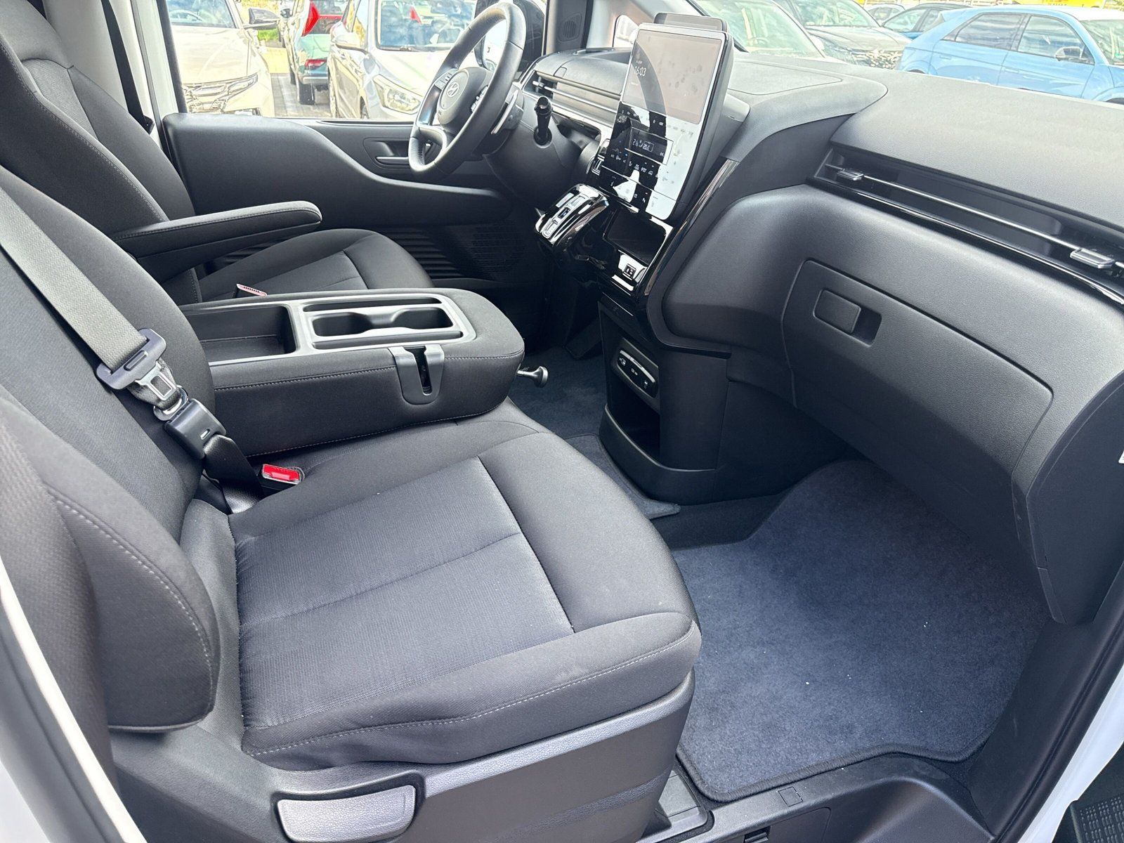 Hyundai Staria – Bild 9