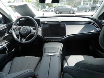 Mercedes E 220 - 9