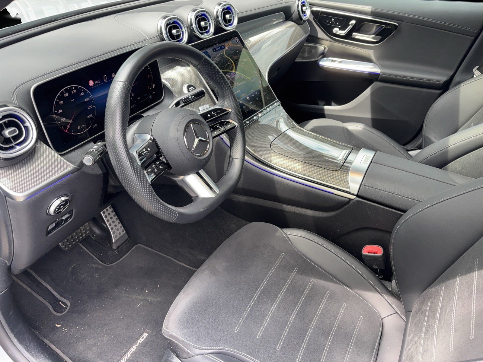 Fahrzeugabbildung Mercedes-Benz GLC 300 d 4M Coupé AMG Pano AHK Burme KEYGO 360
