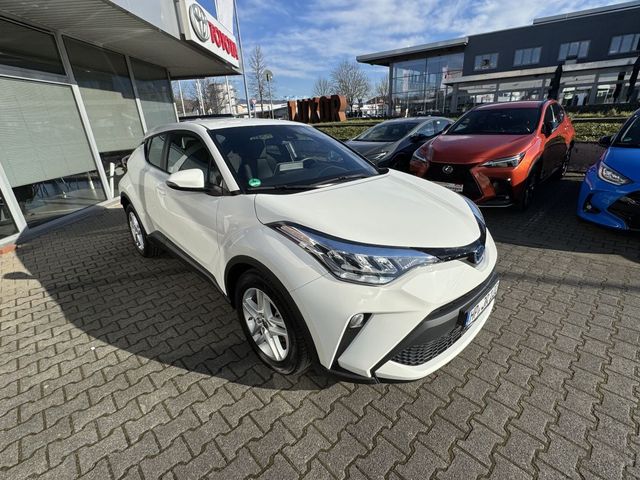 Toyota C-HR Hybrid Flow