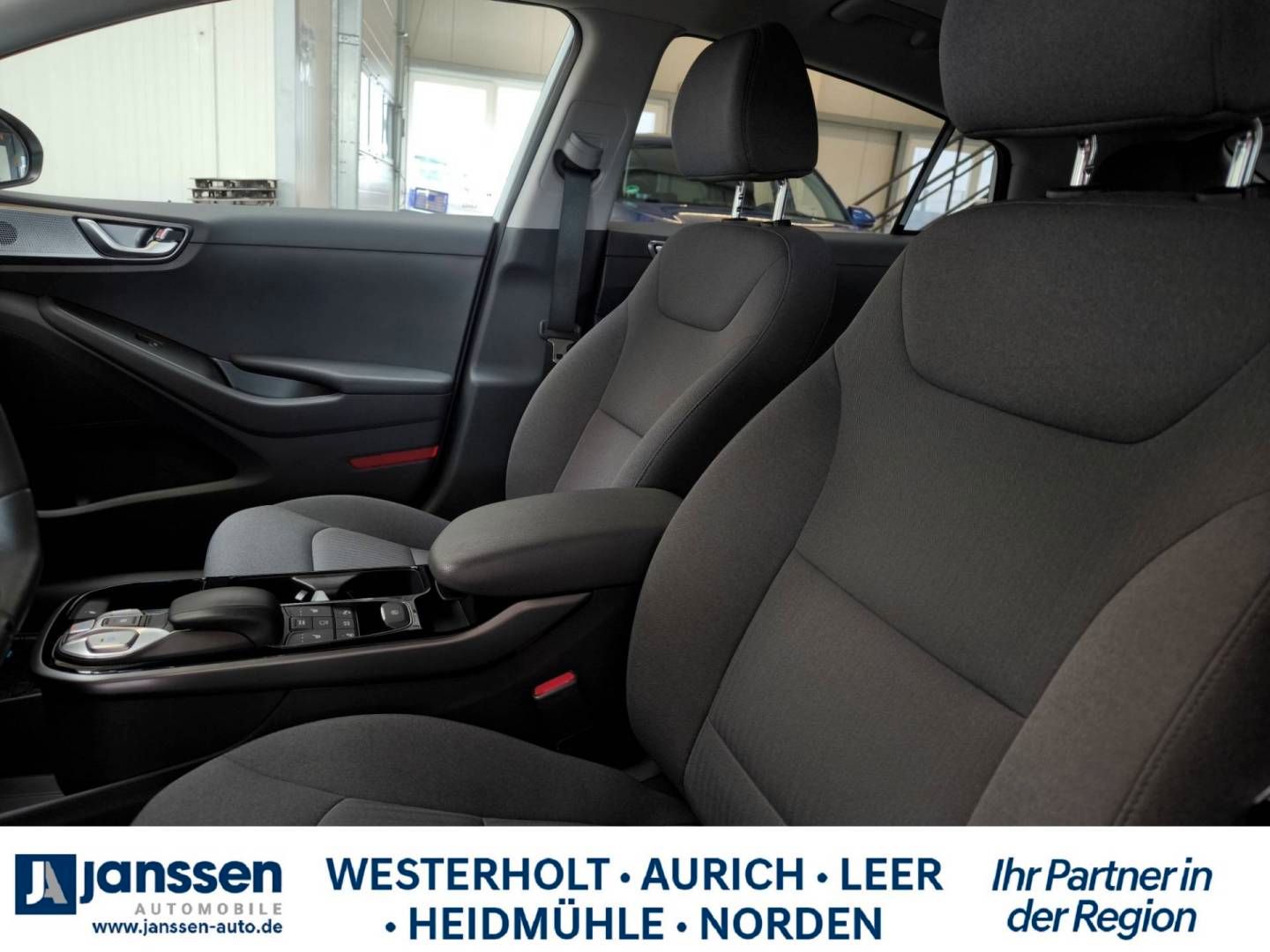 Fahrzeugabbildung Hyundai IONIQ Elektro STYLE-Paket