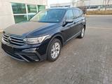 Volkswagen Tiguan Allspace 1.5 TSI ACT OPF DSG Life Life - VW Tiguan Allspace in Hagen