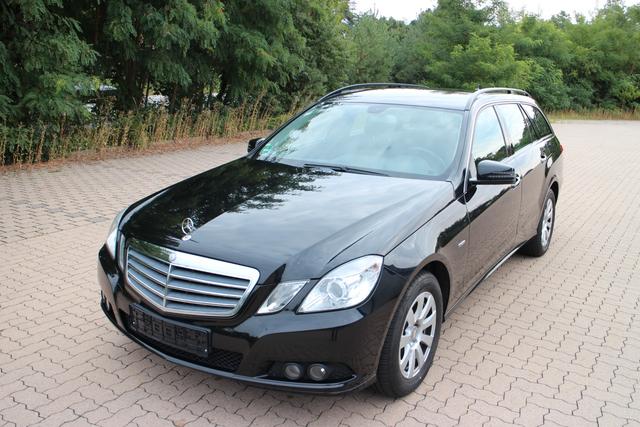 Mercedes-Benz E 200 T-Modell CGI BlueEfficiency – Bild 1