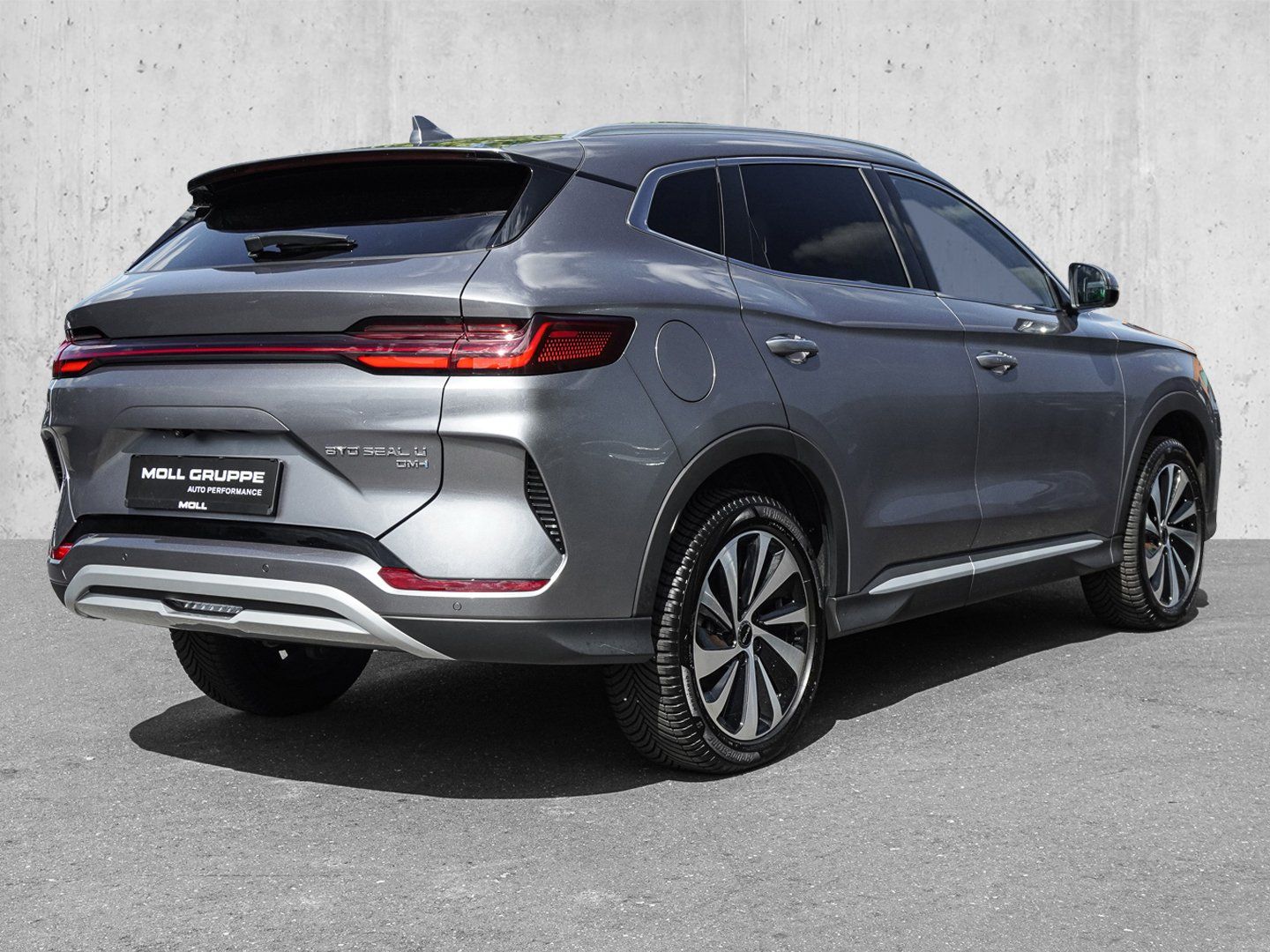 BYD SEAL U