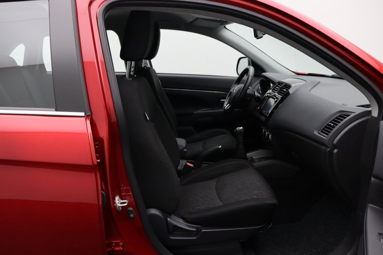 Fahrzeugabbildung Mitsubishi ASX 2.0 Intro Edition 2WD