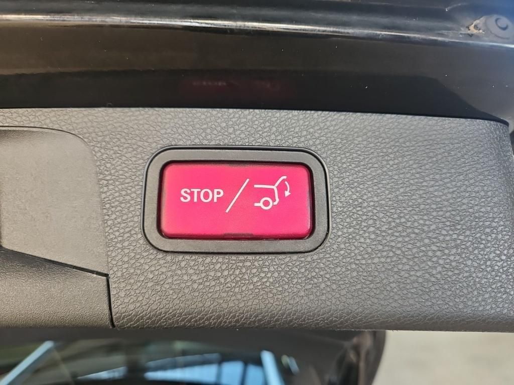 Fahrzeugabbildung Mercedes-Benz E 220 d T Avantg. Pano Standhzg. 360° Burmester