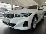 BMW 318 d Touring *SHADOW*ACC*AHK*HUD*INNOVATION* - BMW 318 in Braunschweig
