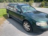 Volkswagen Passat Variant 1.6 Basis Variant Basis - Volkswagen Passat Variant aus 1999
