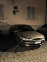 Opel Vectra 1.6 - Opel Vectra in Wiesbaden
