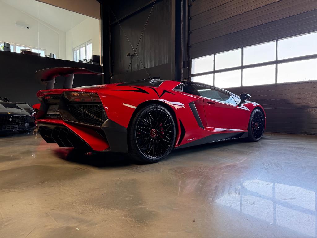 Lamborghini Aventador