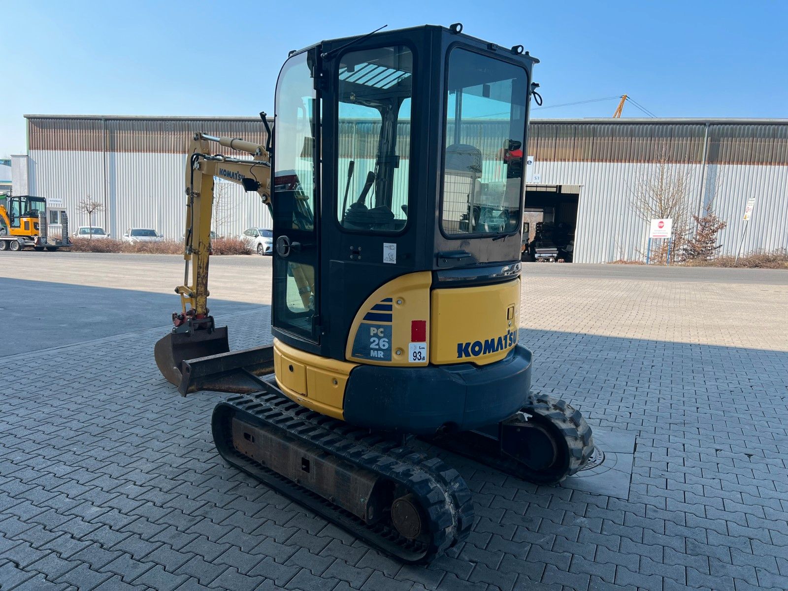 Fahrzeugabbildung Komatsu PC26MR / 2.032h / Tieflöffel 600mm/ MS03