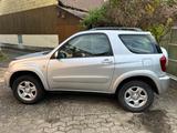 Toyota RAV 4 2.0-l-VVT-i 4x4 Sol Sol - Toyota RAV 4: Allradantrieb, Sol