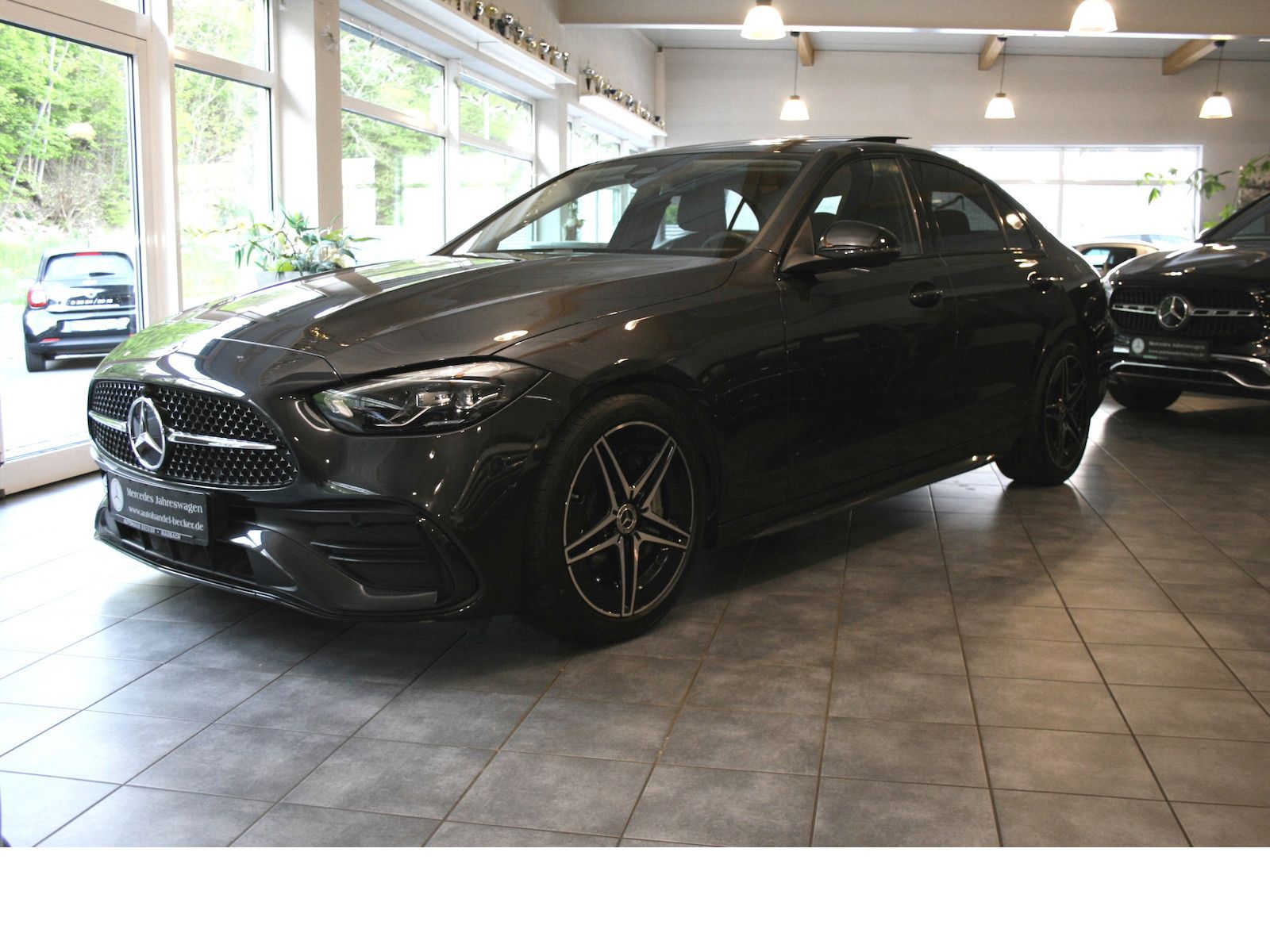 Fahrzeugabbildung Mercedes-Benz C 200 d AMG Plus *AHK*Pano-Dach*Night*Memory