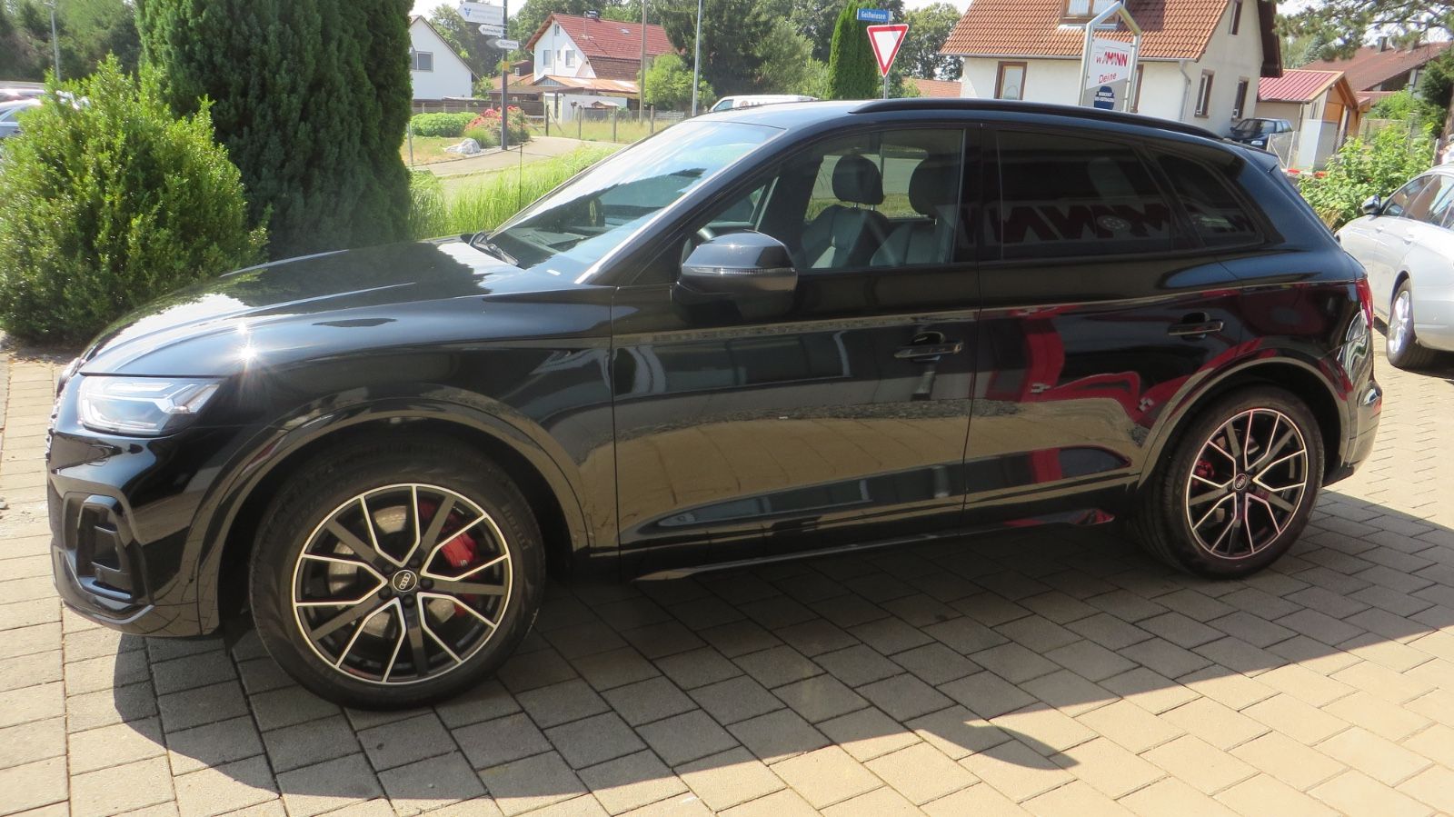 Audi SQ5 black AHK Kamera Voll foto 7