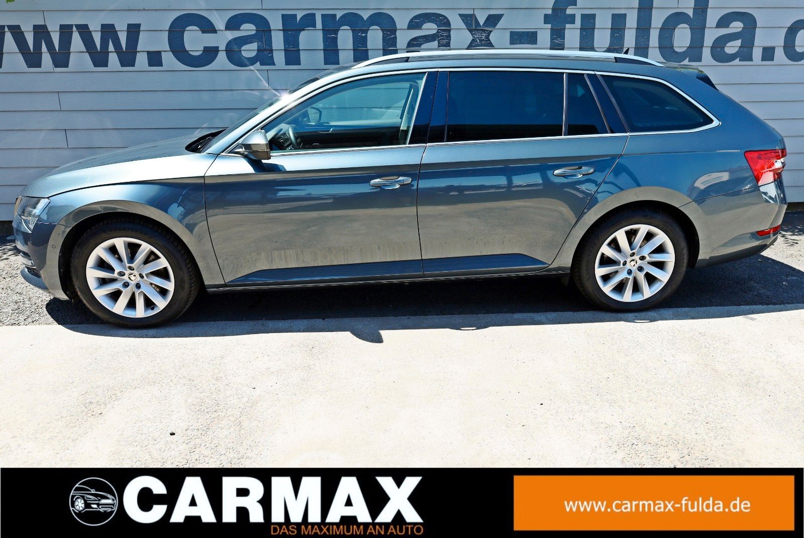 Fahrzeugabbildung SKODA Superb Combi Style Leder,Navi,LED,Memory,Virtual