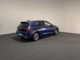 Volkswagen Golf VIII 1.5 eTSI Lim. Active ACC LED Navi Virt - Volkswagen: L