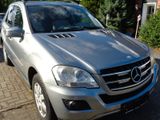 Mercedes-Benz ML 300 CDI BlueEfficiency 4Matic, 3500 kg AHK