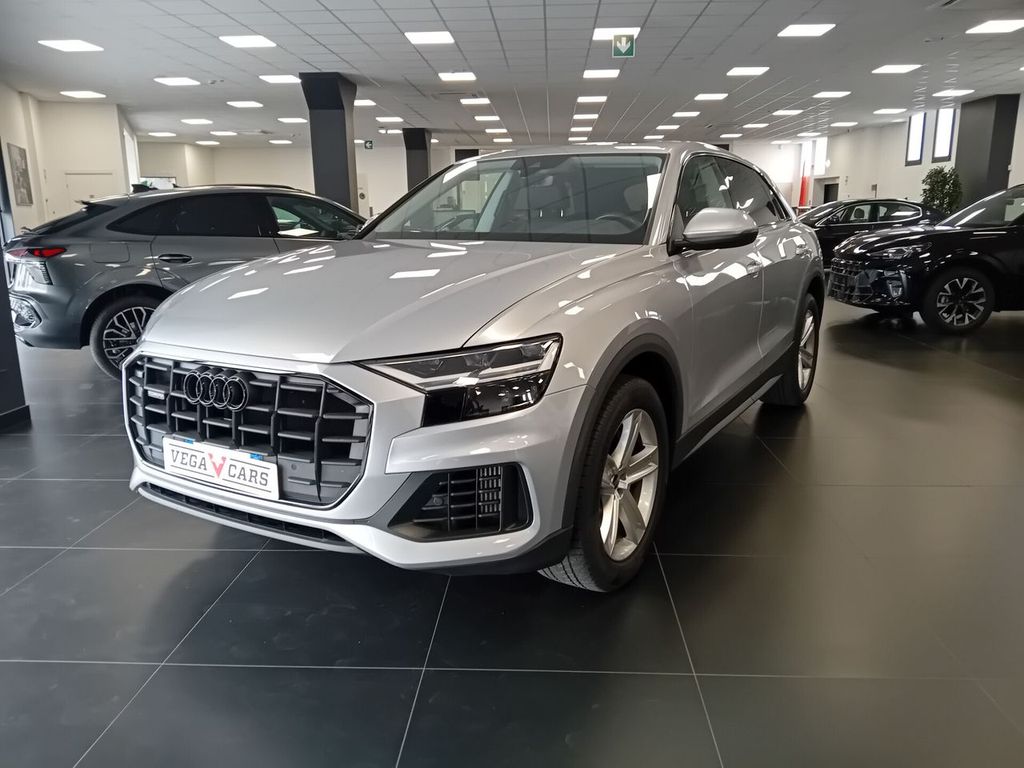 Image of Audi Q8