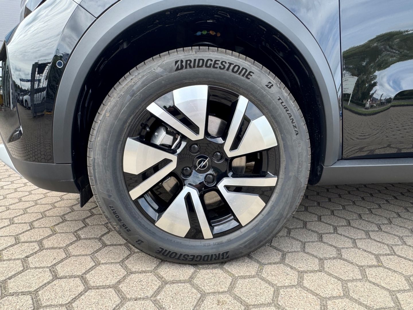 Fahrzeugabbildung Opel Frontera GS 1.2 SHZ+LHZ+Kamera+Allwetter
