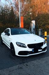 Mercedes-Benz C 63S AMG Mercedes-AMG C 63S Autom. Mercedes-AMG - Mercedes-Benz C 63 AMG Gebrauchtwagen in Hamburg