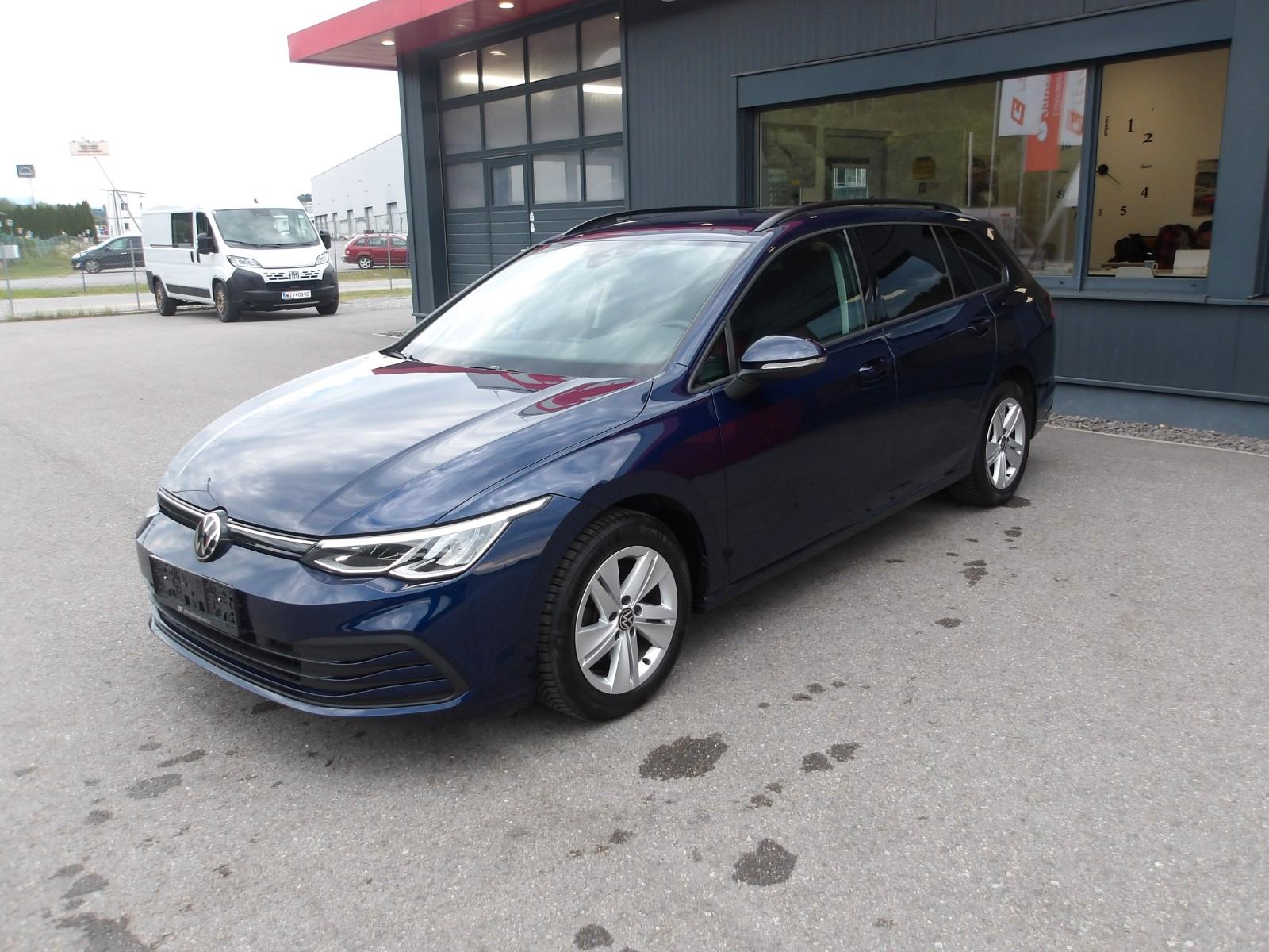 Volkswagen Golf VIII Var. Life *LED*NAVI*VIRTUAL*EXP.10990*